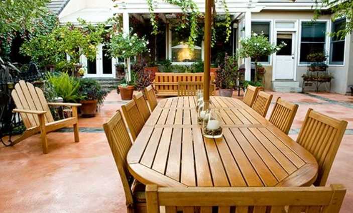 Should I Oil My Teak Garden Furniture Zzoomit - How Do You Take Care Of Teak Outdoor Furniture