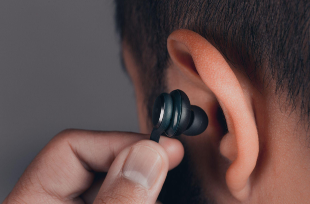 Complement Your Love for Music with These 5 Easy-To-Carry Earphones