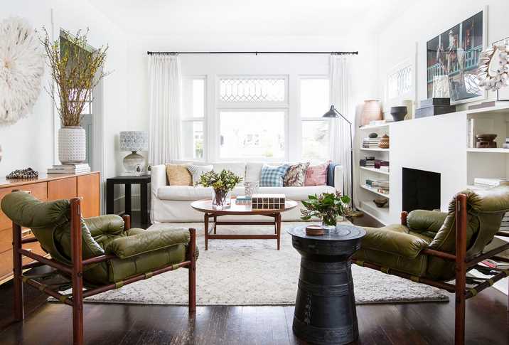 HOW TO DECORATE YOUR LIVING AREA