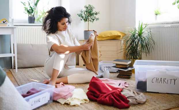 Decluttering Made Simple: A Guide for Those Who Struggle to Let Go