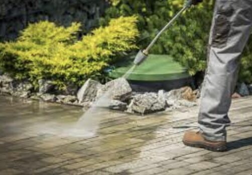Maximize the Value of Your Business with Professional Pressure Cleaning Services