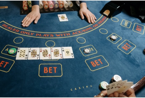 Practising Live Baccarat Help You Improve Your Card-Reading Skills?